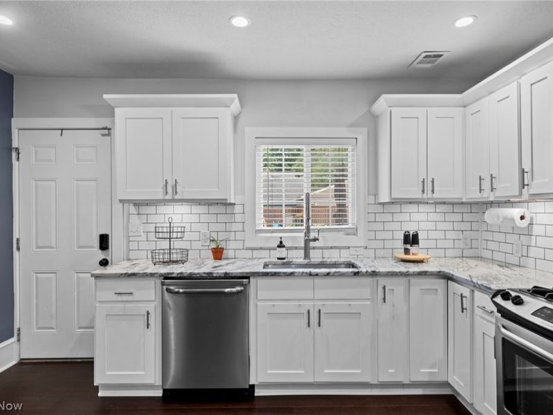 1855 W 52nd Street , Cleveland, OH 44102 Photo 21
