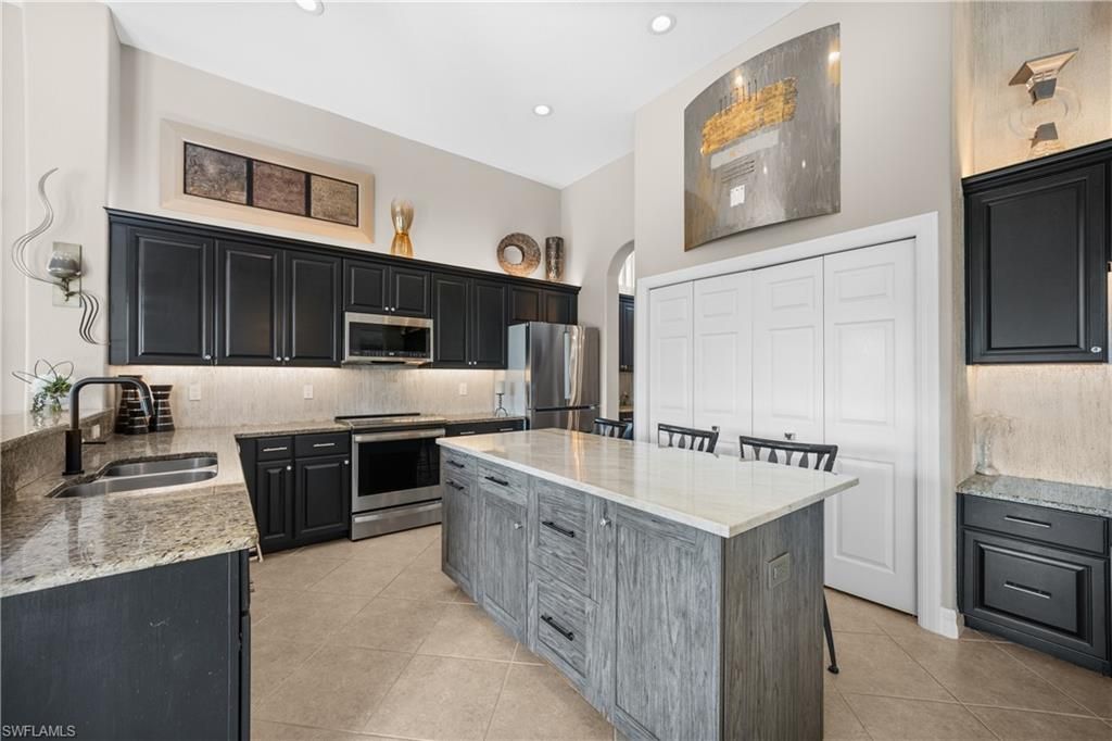 28241 L Burton Fletcher Ct, Bonita Springs, FL 34135 Photo