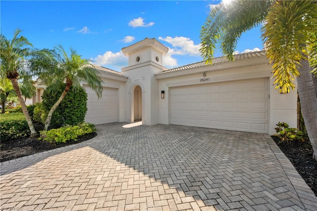 28241 L Burton Fletcher Ct, Bonita Springs, FL 34135 Photo