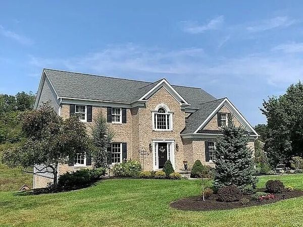 445 Lamplighter Drive, Lewisburg, WV 24901