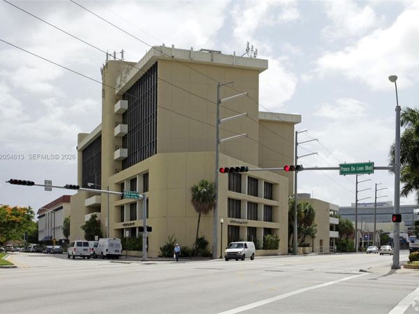 747 Ponce De Leon Blvd , Unit 411, Coral Gables, FL 33134