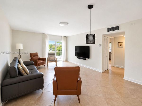 9651 SW 77th Ave , Unit 206E, Miami, FL 33156