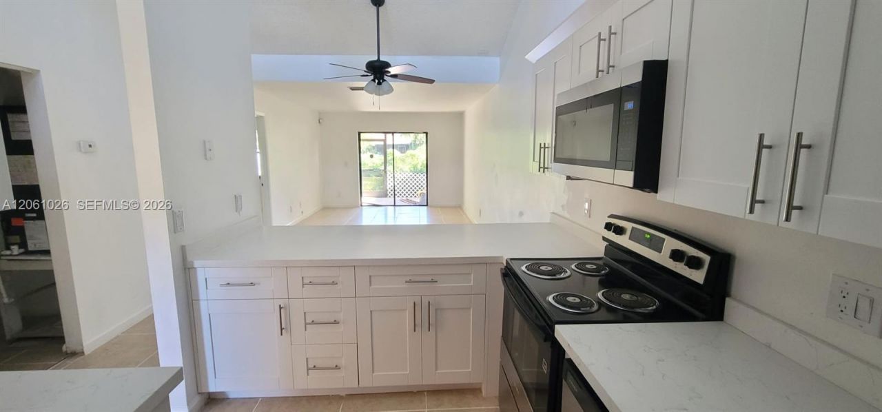 6948 SW 36th Ct, Unit 16-Z, Miramar, FL 33023 Photo