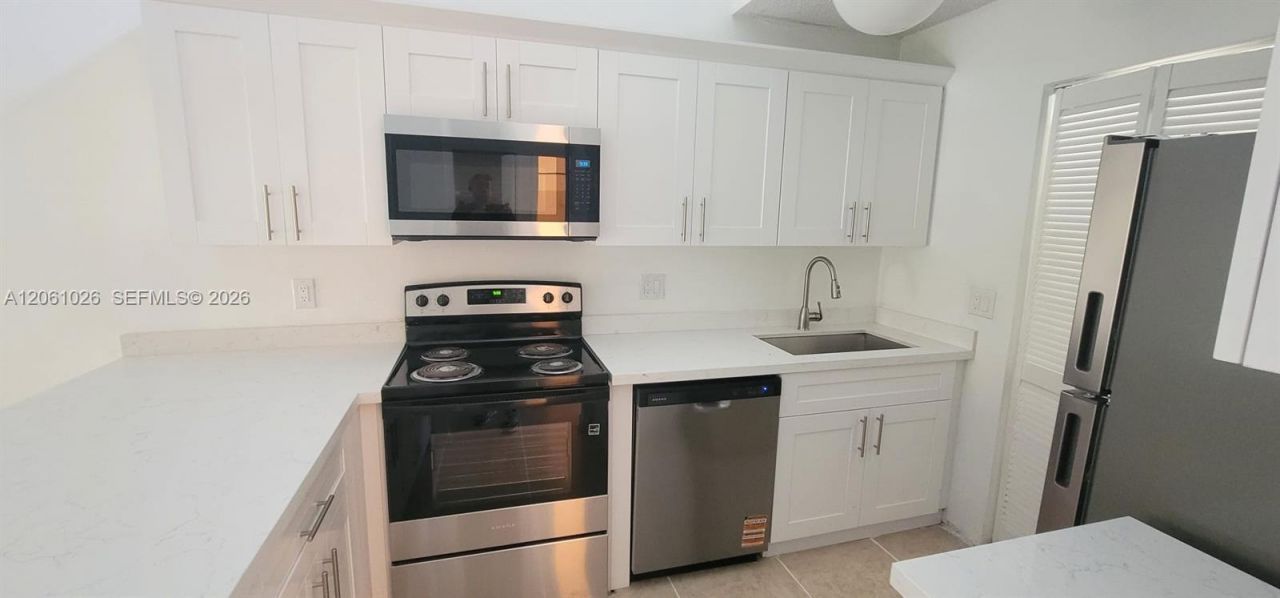 6948 SW 36th Ct, Unit 16-Z, Miramar, FL 33023 Photo