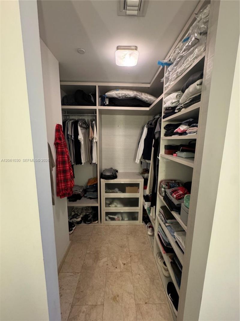 88 SW 7th St , Unit 805, Miami, FL 33130 Photo