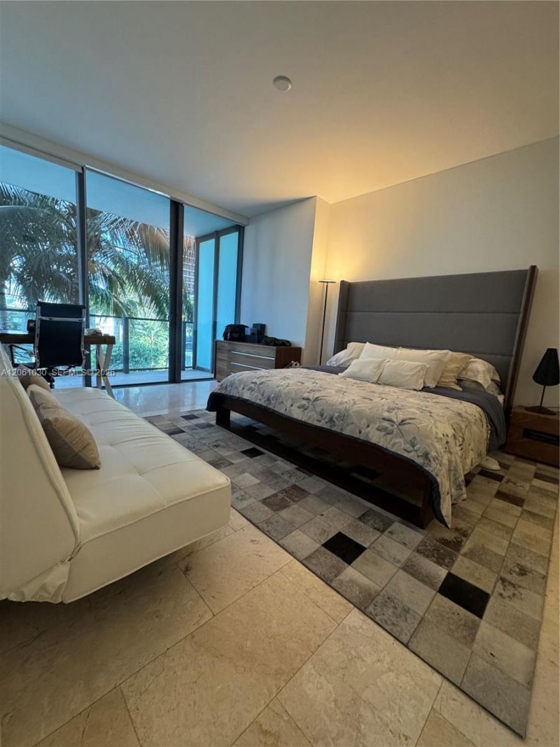 88 SW 7th St , Unit 805, Miami, FL 33130 Photo