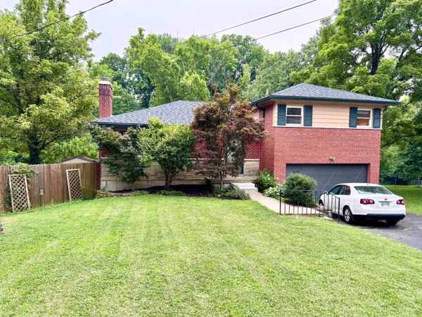1600 Barnsdale Court, Cincinnati, OH 45230