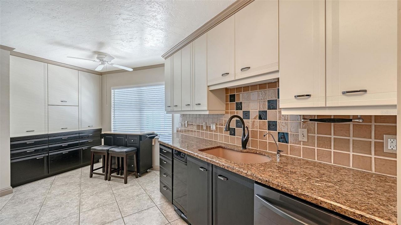 660 Golden Gate Point, Unit 51 & 52, Sarasota, FL 34236 Photo