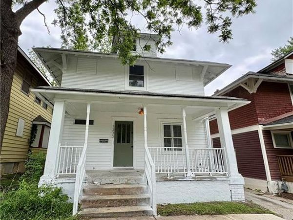 1330 E 55th Street, Kansas City, MO 64110