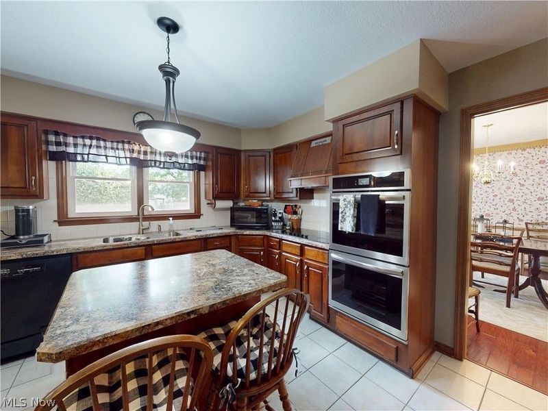 126 Pepperdine Drive , Elyria, OH 44035 Photo 10