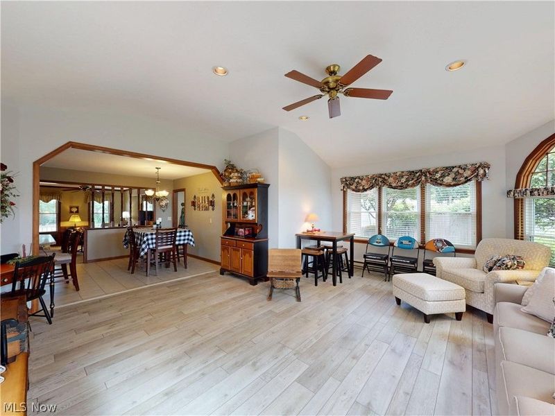126 Pepperdine Drive , Elyria, OH 44035 Photo 19