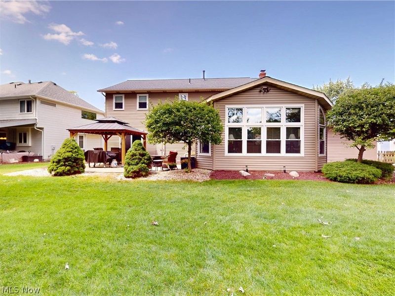 126 Pepperdine Drive , Elyria, OH 44035 Photo 2