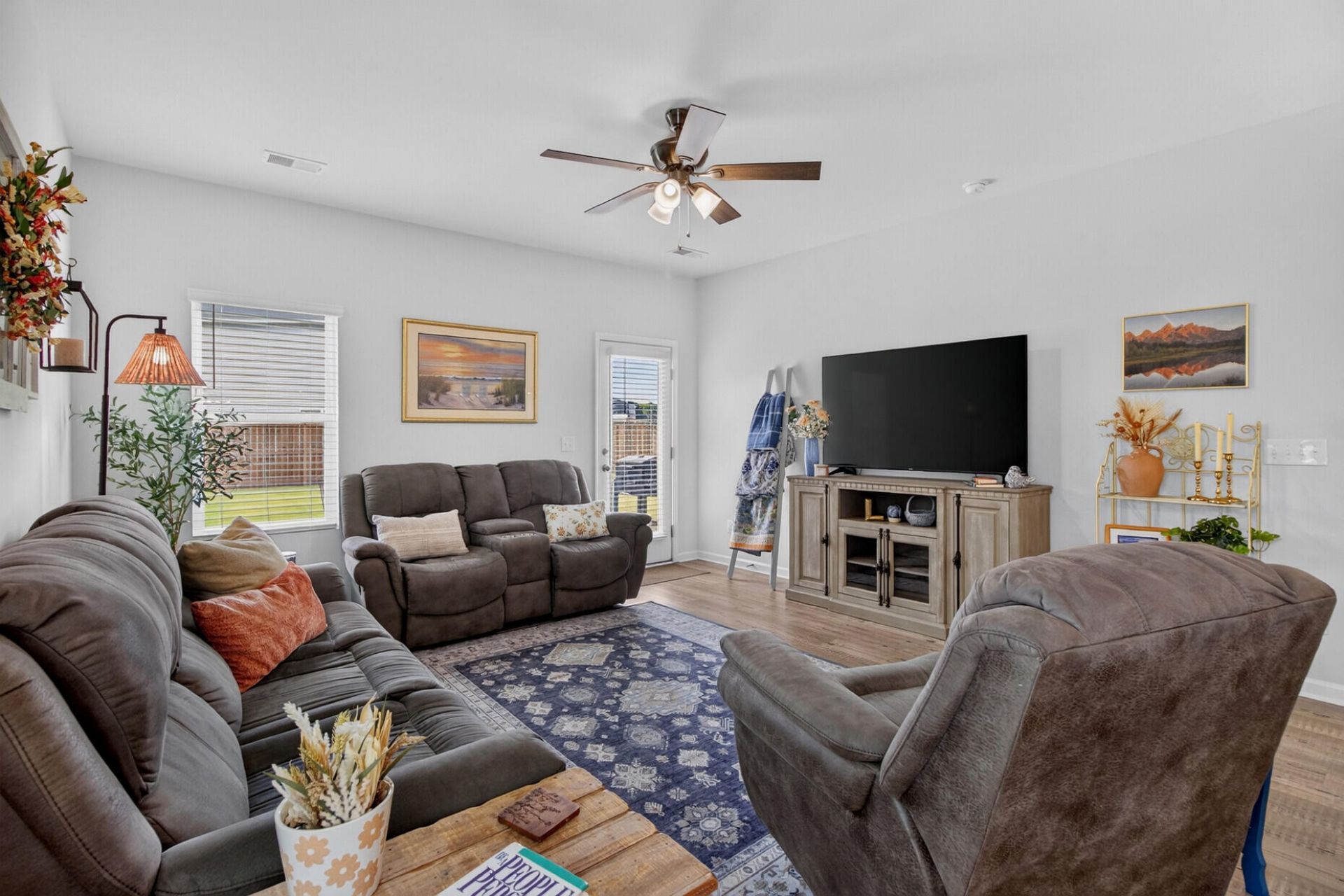 272 Clydesdale Circle Photo 15