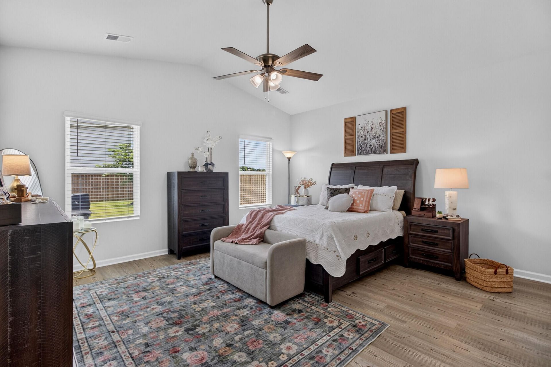 272 Clydesdale Circle Photo 20