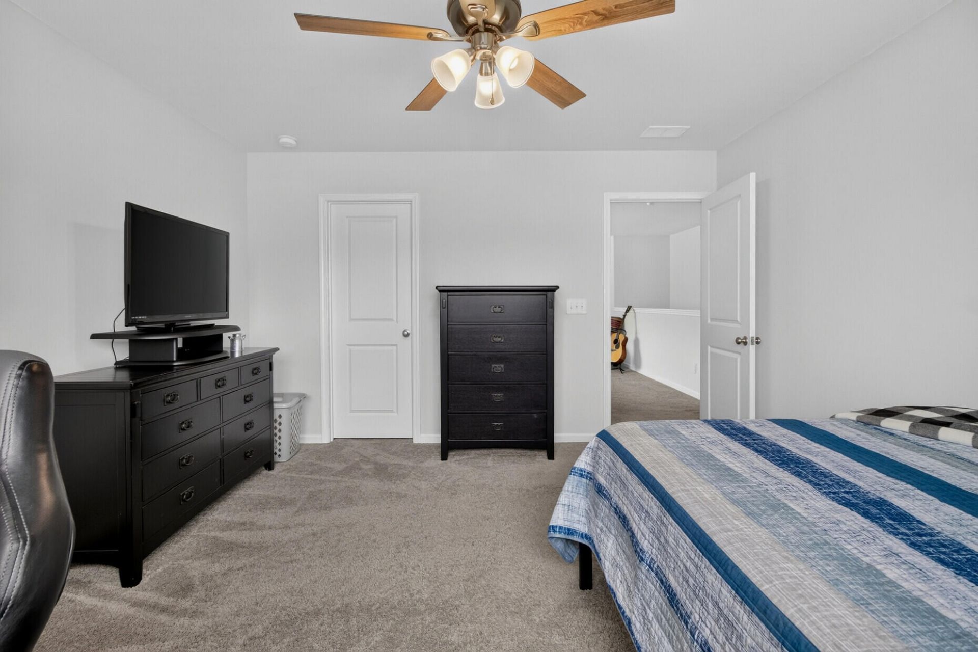 272 Clydesdale Circle Photo 29