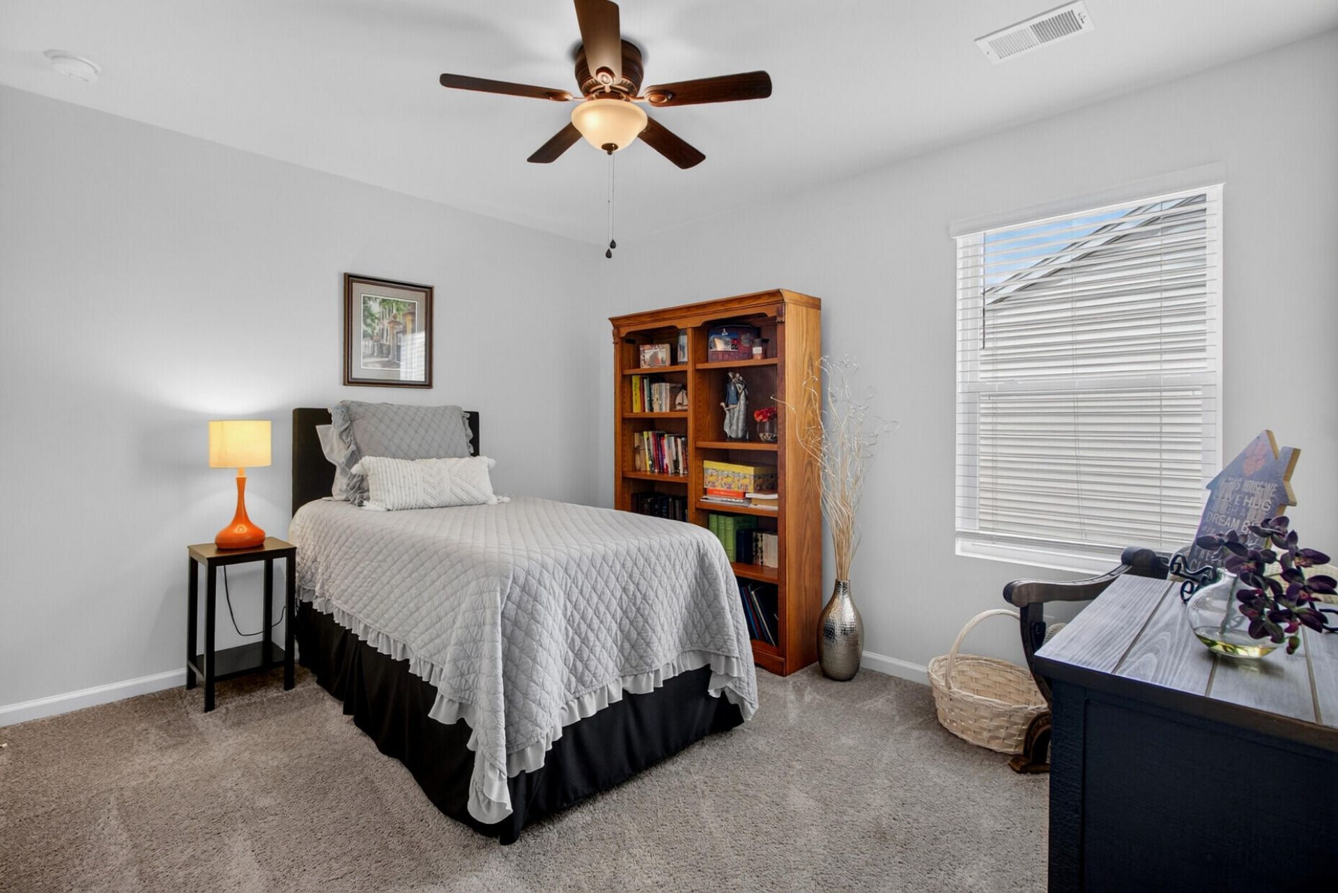 272 Clydesdale Circle Photo 34