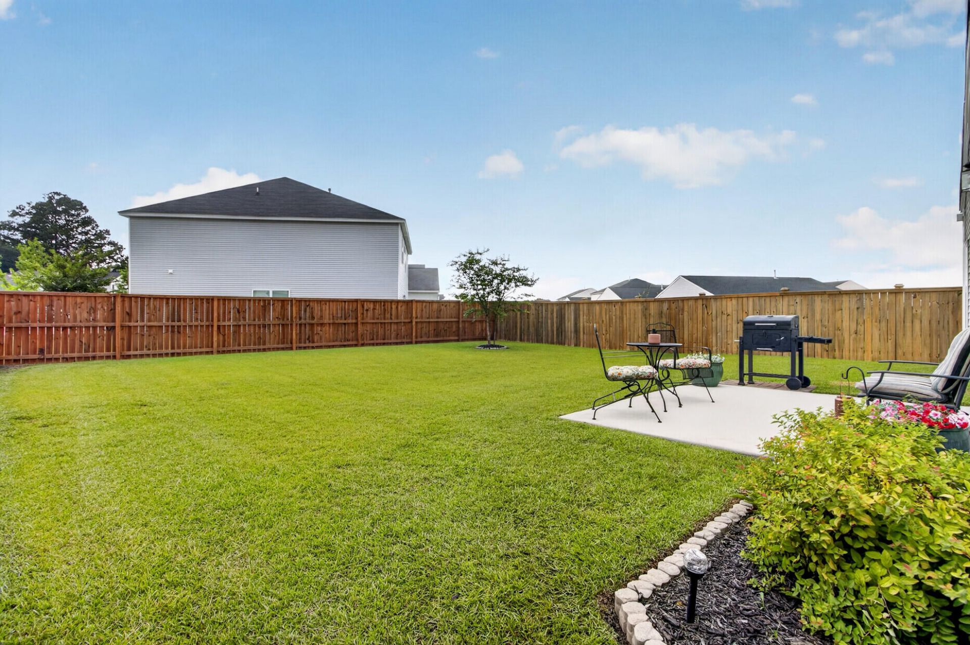 272 Clydesdale Circle Photo 38