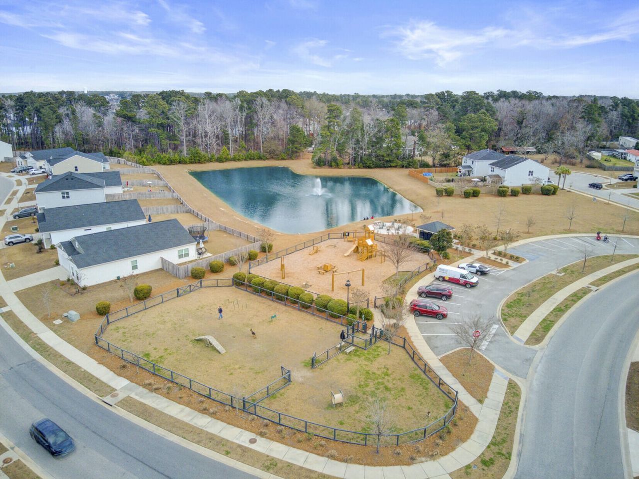272 Clydesdale Circle Photo 44