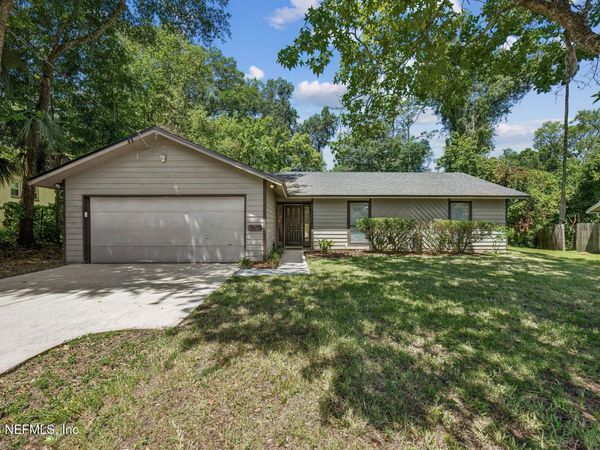 5102 DAMASCUS Road S, Jacksonville, FL 32207