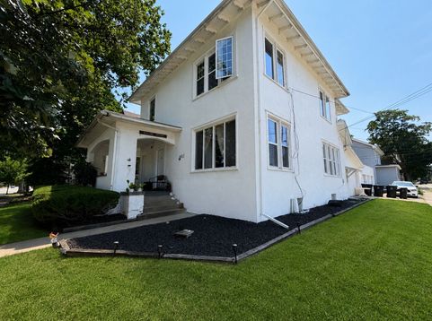 Main Photo