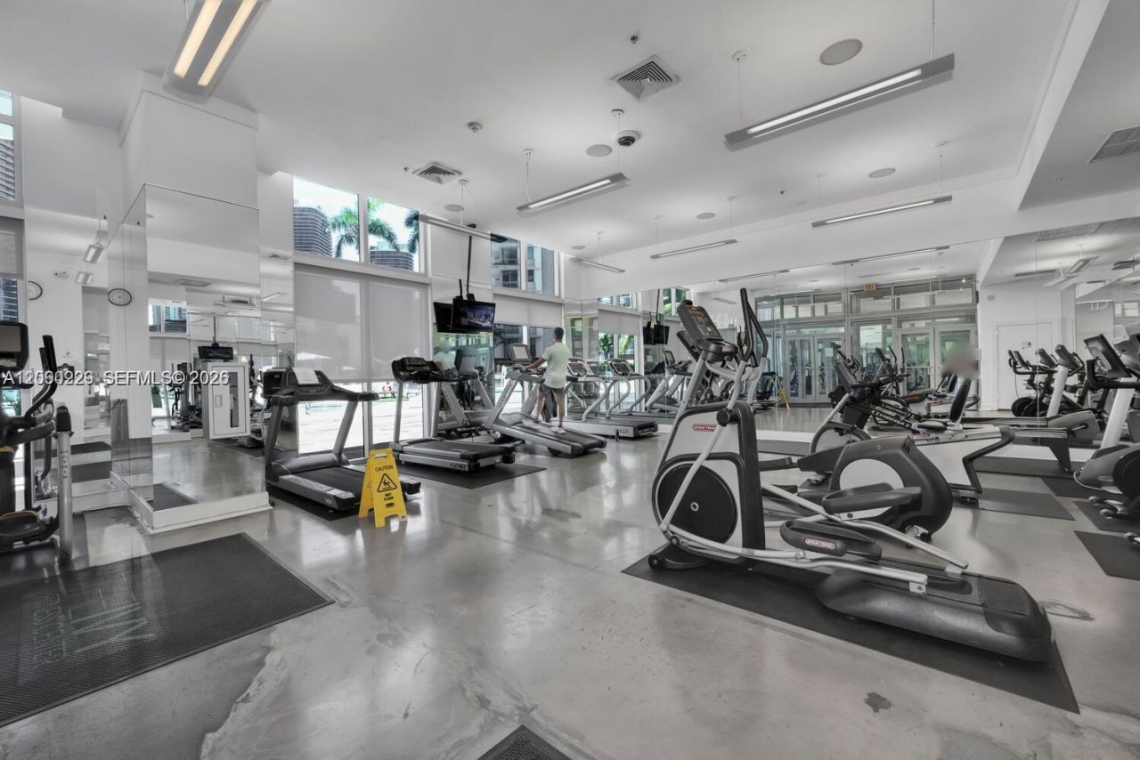 90 SW 3rd St, Unit 2001, Miami, FL 33130 Photo
