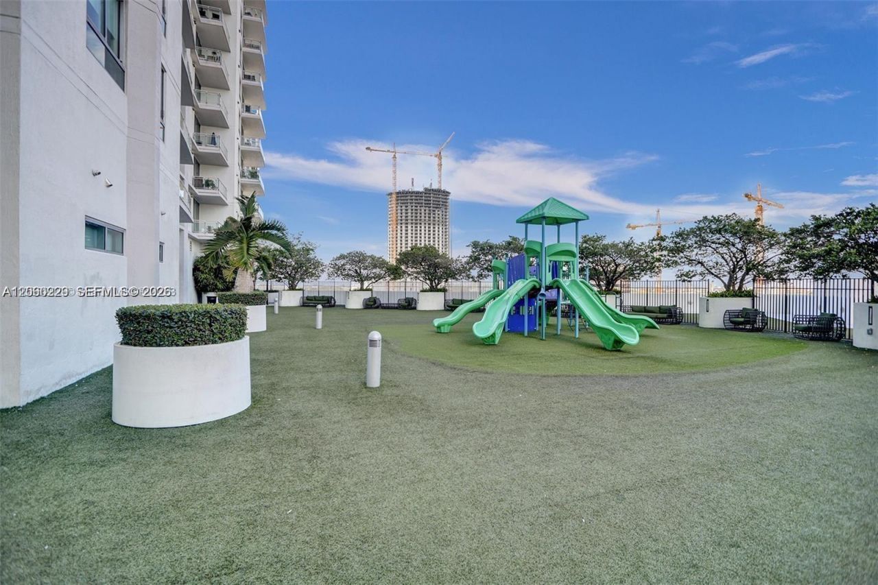 90 SW 3rd St, Unit 2001, Miami, FL 33130 Photo