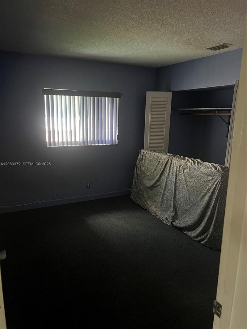 3700 NW 25th St, Lauderdale Lakes, FL 33311 Photo
