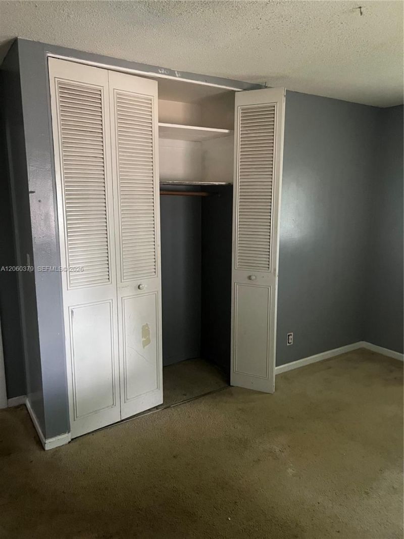3700 NW 25th St, Lauderdale Lakes, FL 33311 Photo