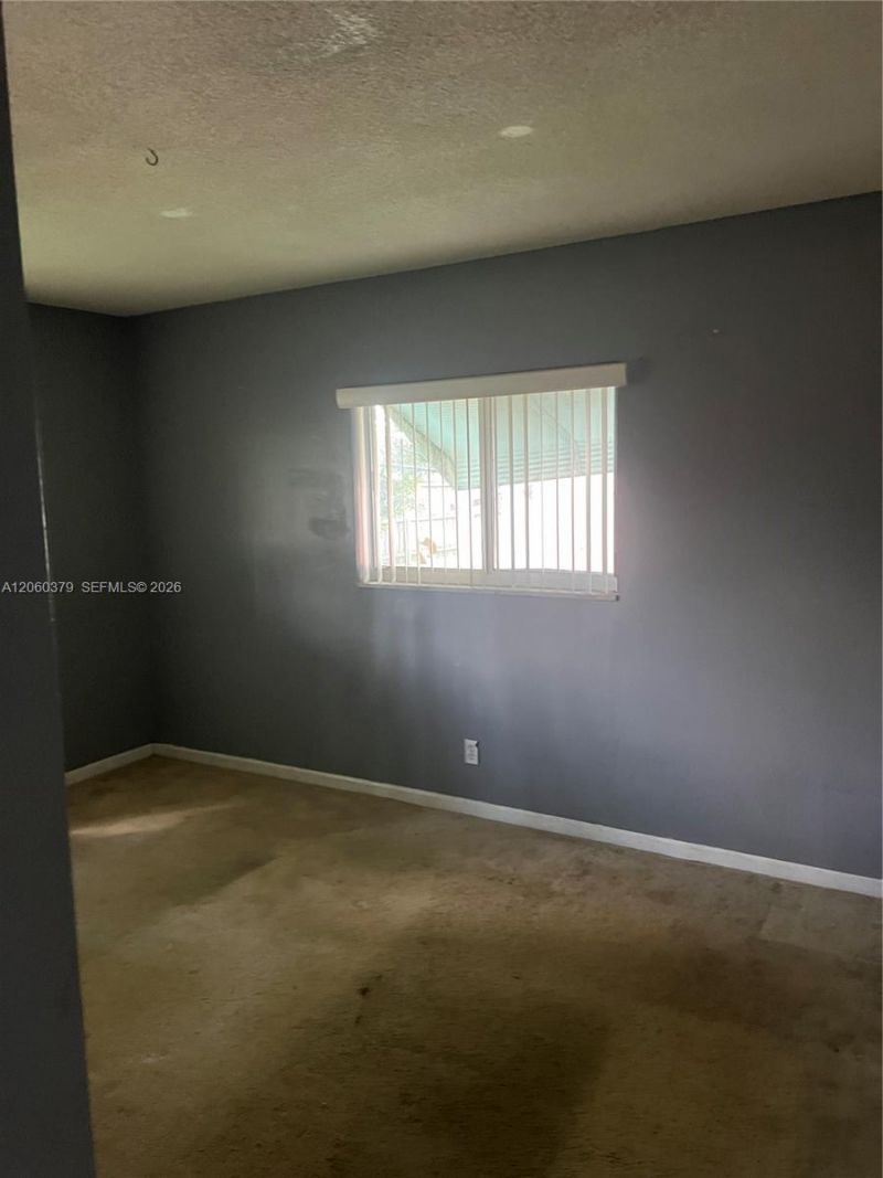 3700 NW 25th St, Lauderdale Lakes, FL 33311 Photo
