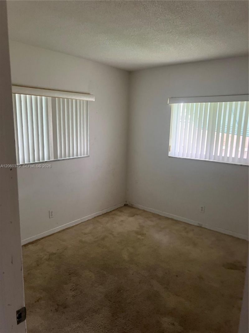 3700 NW 25th St, Lauderdale Lakes, FL 33311 Photo