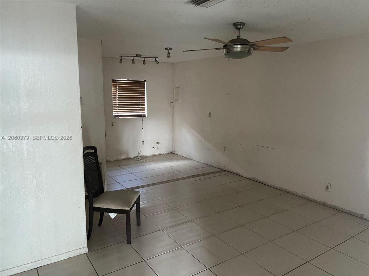 3700 NW 25th St, Lauderdale Lakes, FL 33311 Photo