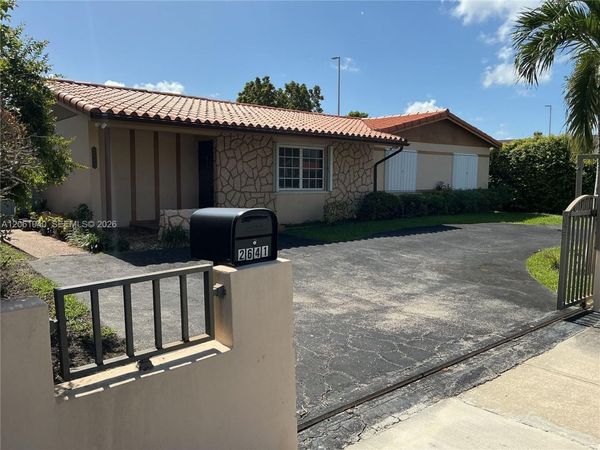 2641 SW 117th Ct , Miami, FL 33175