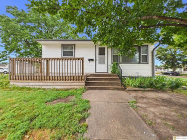 1872 34th Avenue, Columbus, NE 68601