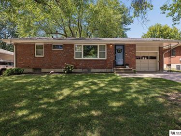 501 Skyway Road, Lincoln, NE 68505