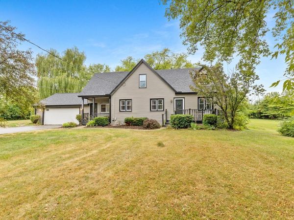 10403 S Chicago ROAD, Oak Creek, WI 53154