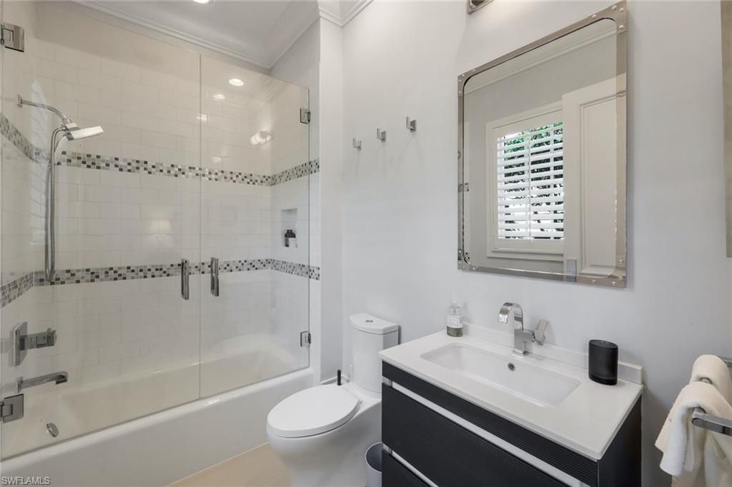 2048 Isla Vista Ln E, Naples, FL 34105 Photo