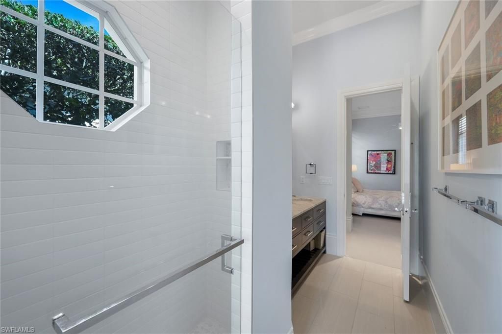 2048 Isla Vista Ln E, Naples, FL 34105 Photo