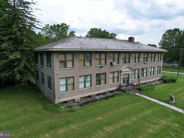 3948 PORTLAND STREET, COPLAY, PA 18037