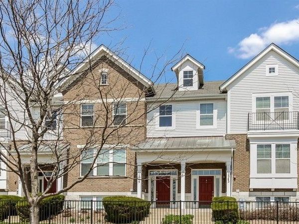 1245 TUSCANY Drive , Streamwood, IL 60107