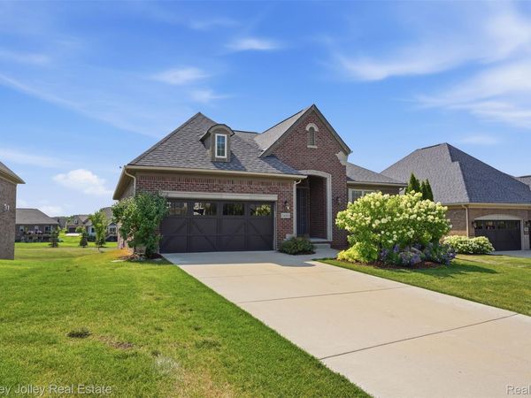 24355 Pinnacle Circle, Lyon Township, Mi 48178
