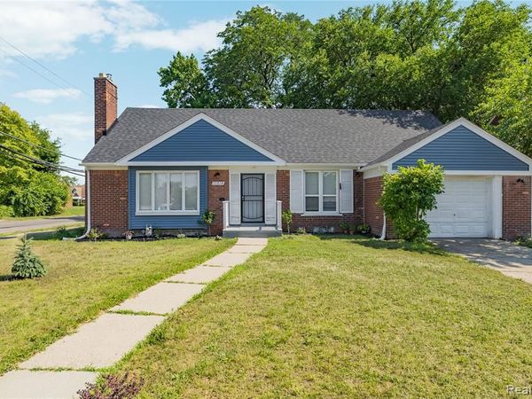 11314 Nashville Street , Detroit, MI 48205