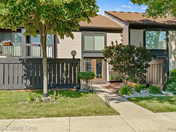 14165 Jackson Street , Taylor, MI 48180