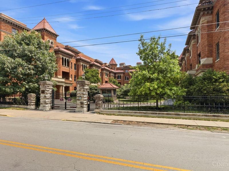 2356 Park Avenue, Unit 67, Cincinnati, OH 45206 Photo 32