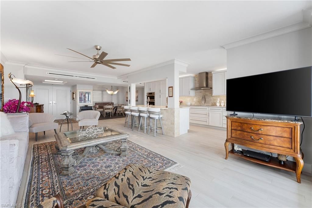 4401 Gulf Shore Blvd N, Unit 1708, Naples, FL 34103 Photo