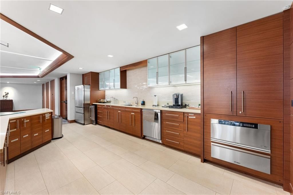 4401 Gulf Shore Blvd N, Unit 1708, Naples, FL 34103 Photo
