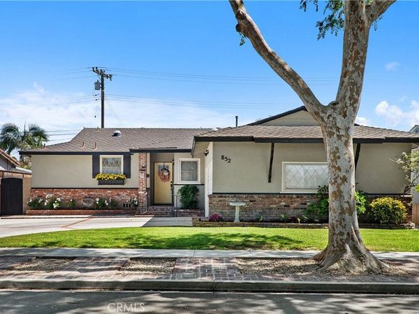 852 Kallin Avenue, Long Beach, CA 90815