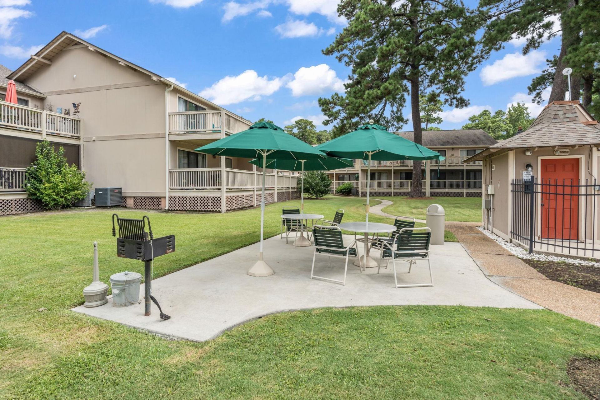 3015 Old Bryan Dr.  Photo 32