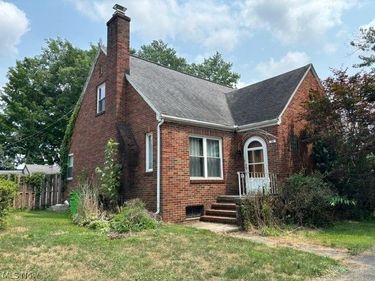 14 11th Street SW, Massillon, OH 44647