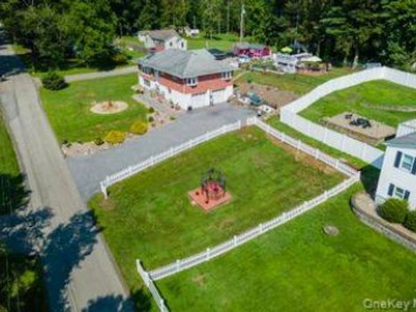 38 W Taconic Road , Wappingers Falls, NY 12590
