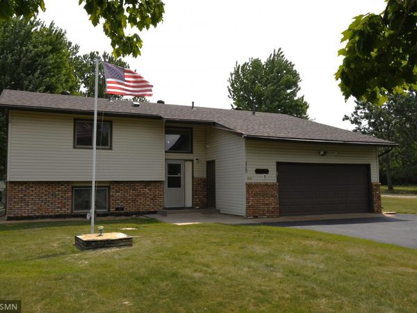 113 Quehl Avenue S, Lakeland, MN 55043